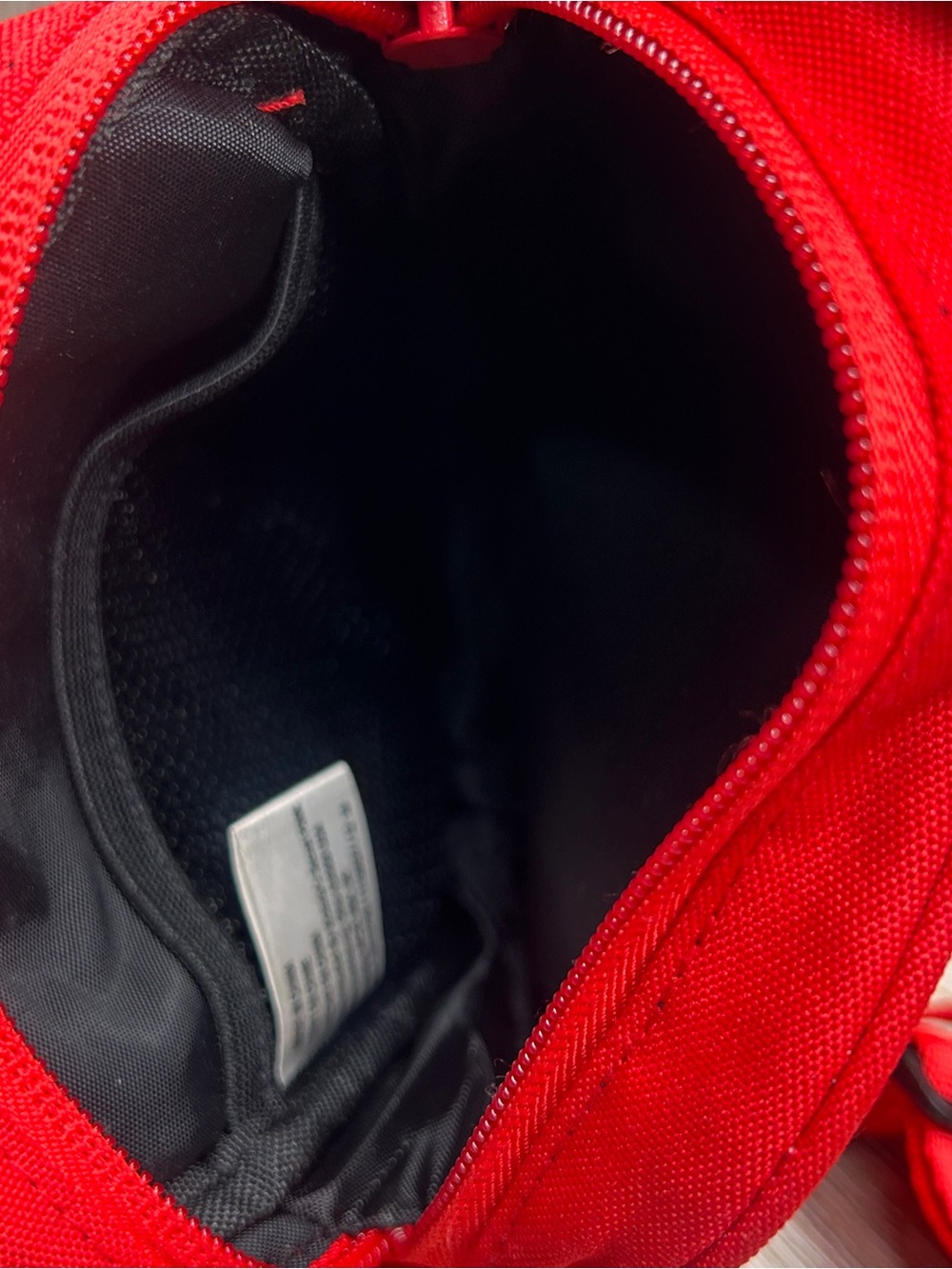 PINK Victoria's Secret Red Crossbody Bag Adjustable Strap Mini Shoulder Bag - Picture 5 of 6